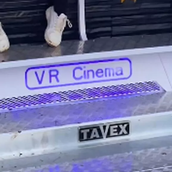 product details of vr four person cinema vr game machine company