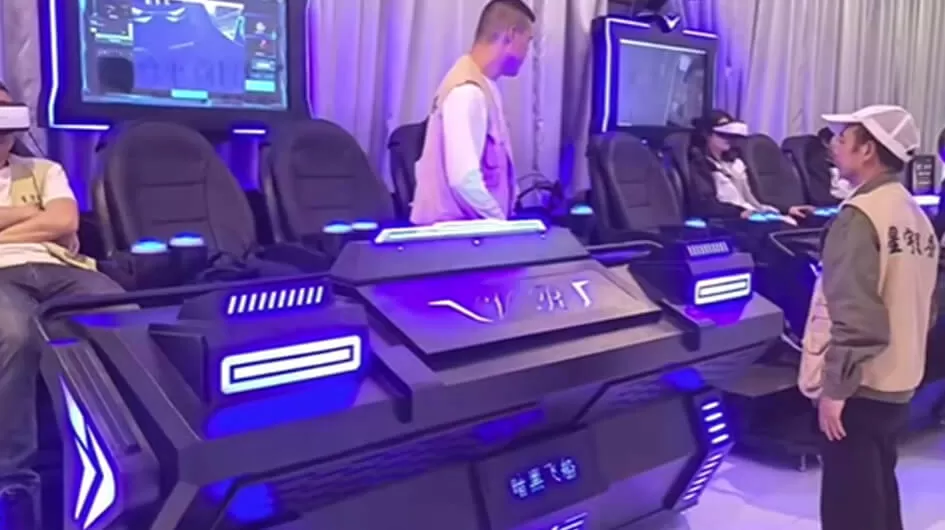 vr four person spaceship vr game machine one stop solution manufacturer