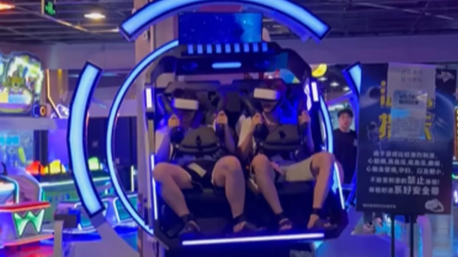 VR-swing Rides（6 people) VR Game Machine One Stop Solution